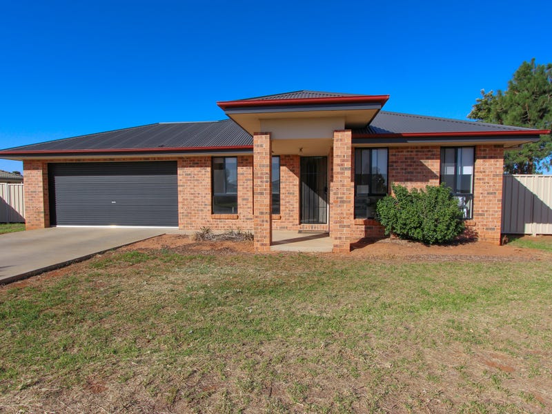 33 Lake Paddock Drive, Leeton, NSW 2705