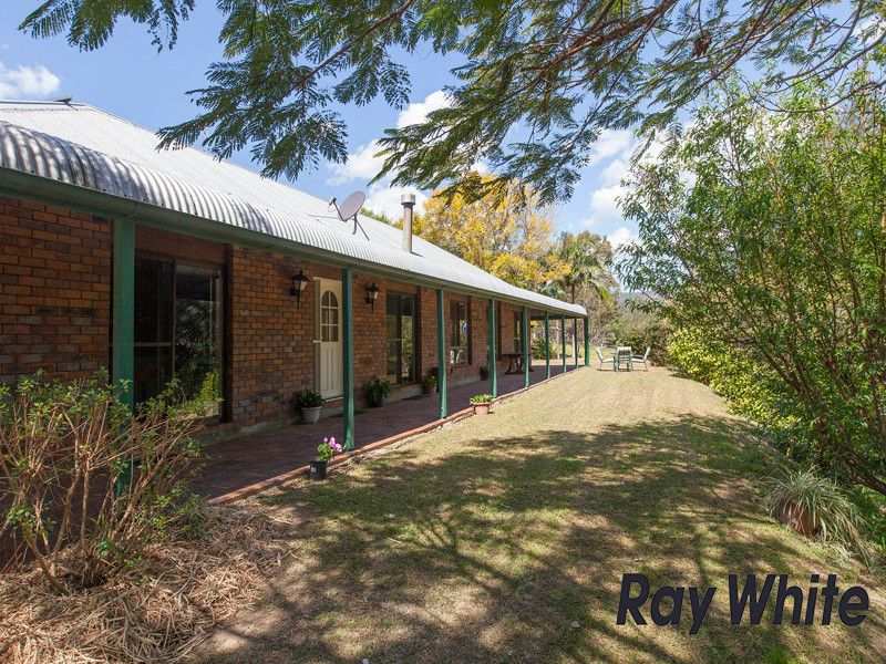 27 Westbourne Drive, Wights Mountain, QLD 4520
