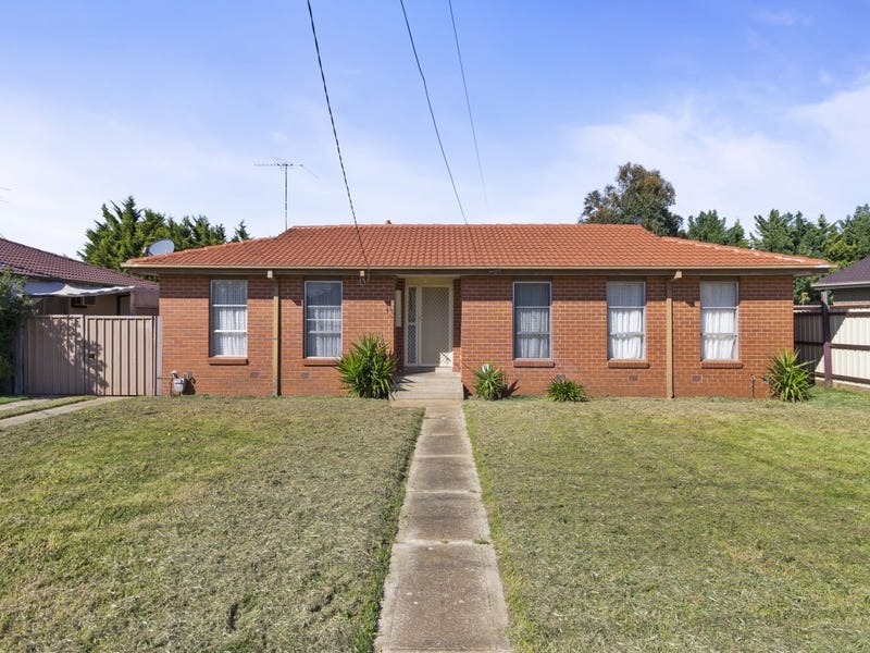 27 Jonathan Drive, Darley, VIC 3340