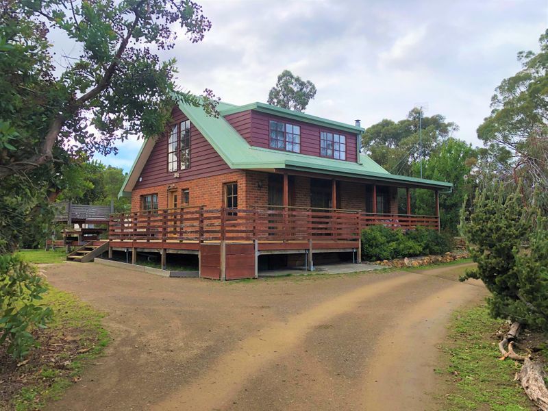 327 Carlton Beach Road, Carlton, TAS 7173