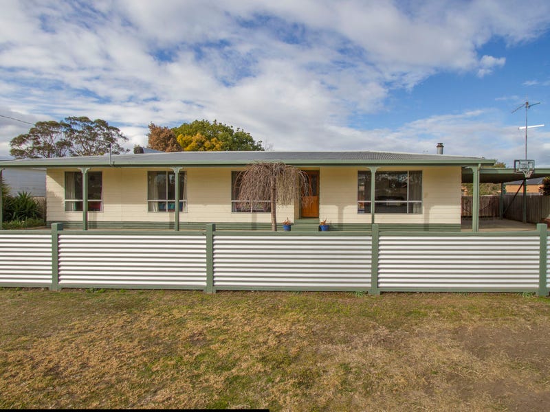 66 McFarlane Street, Stratford, Vic 3862 Property Details