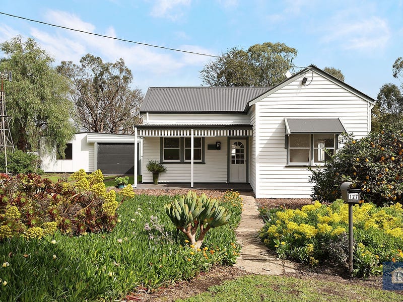 127 Main Street, Beeac, Vic 3251 House for Sale
