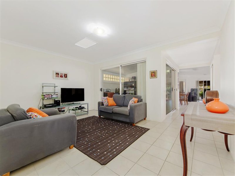 6/3 Robina Town Centre Drive, Robina, Qld 4226 Property Details