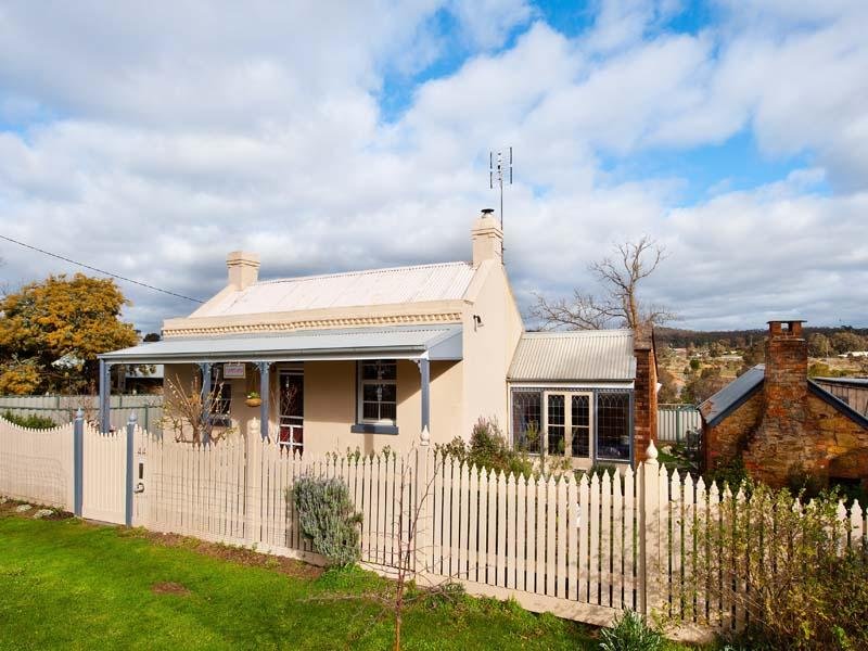 44 McGrath Street, Castlemaine, Vic 3450 Property Details