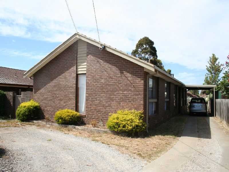 19 Barries Road, Melton, VIC 3337