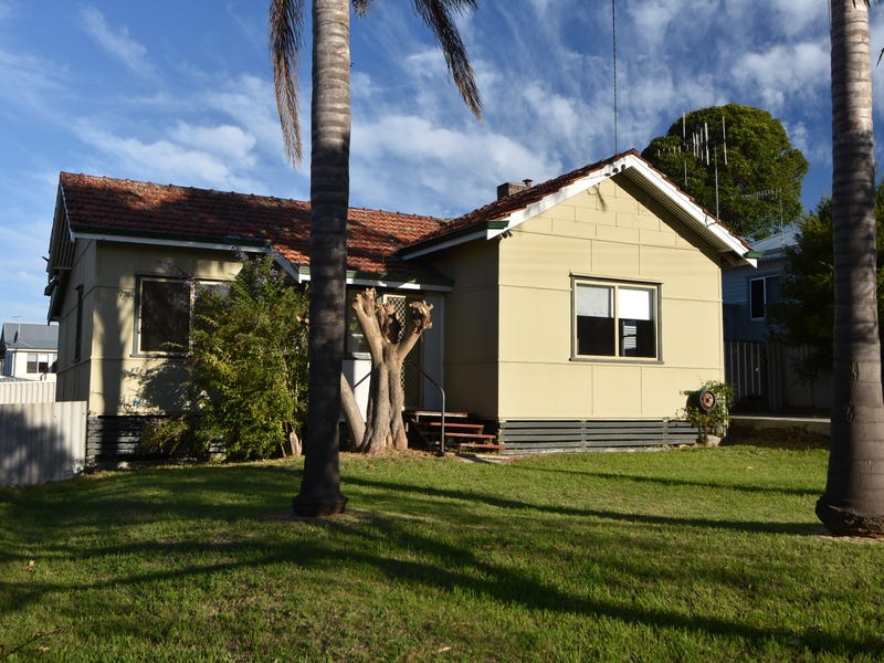 16 Halifax Street, Mount Melville, WA 6330