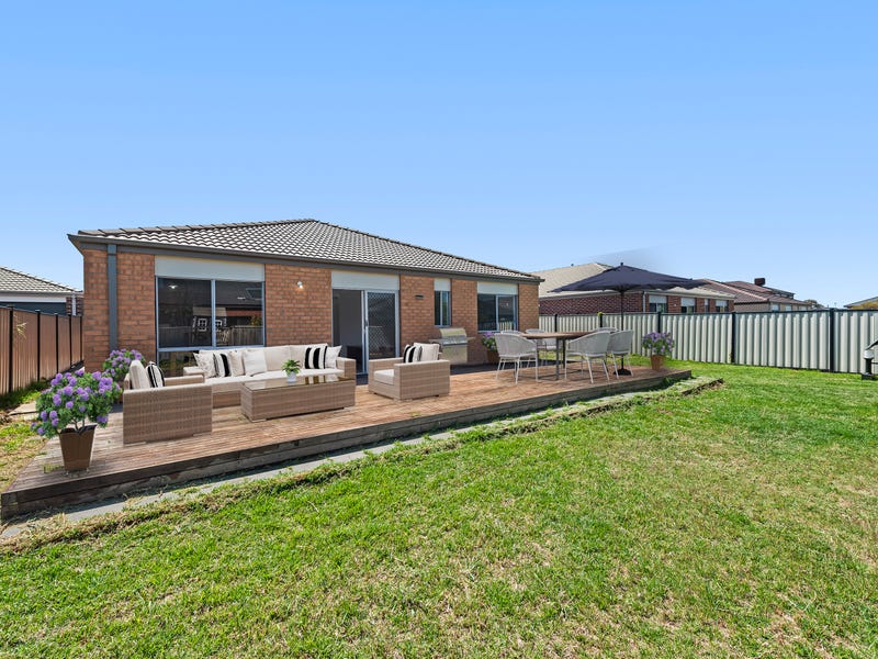 6 Claydon Grove, Truganina, Vic 3029 House for Sale