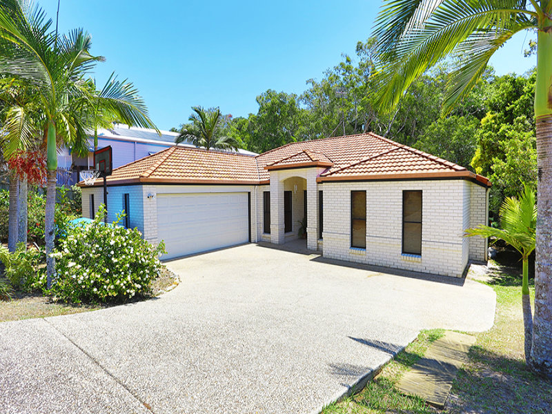 17 Burgess Drive, Tewantin, Qld 4565 Property Details