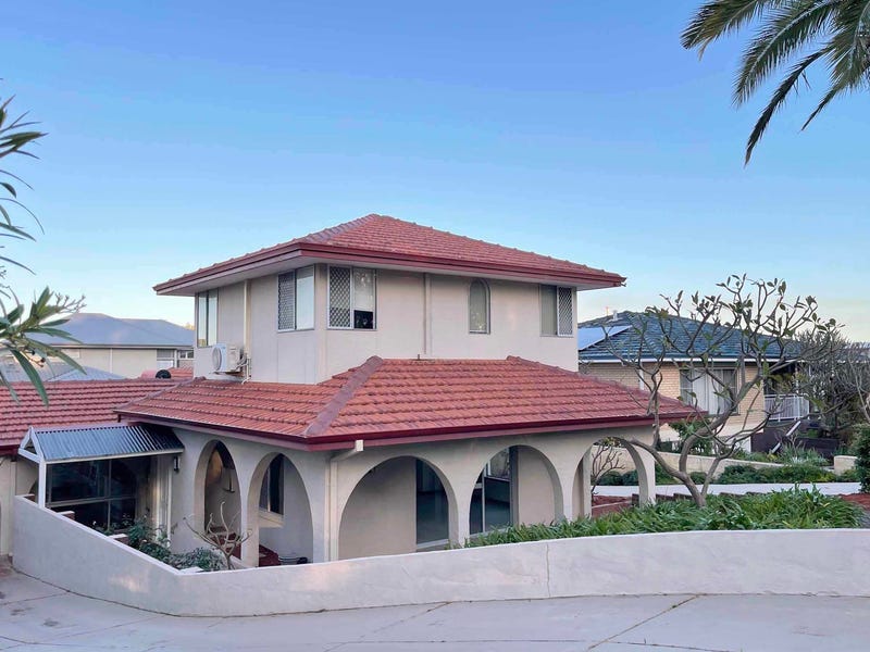 50 Brompton Road, Wembley Downs, WA 6019