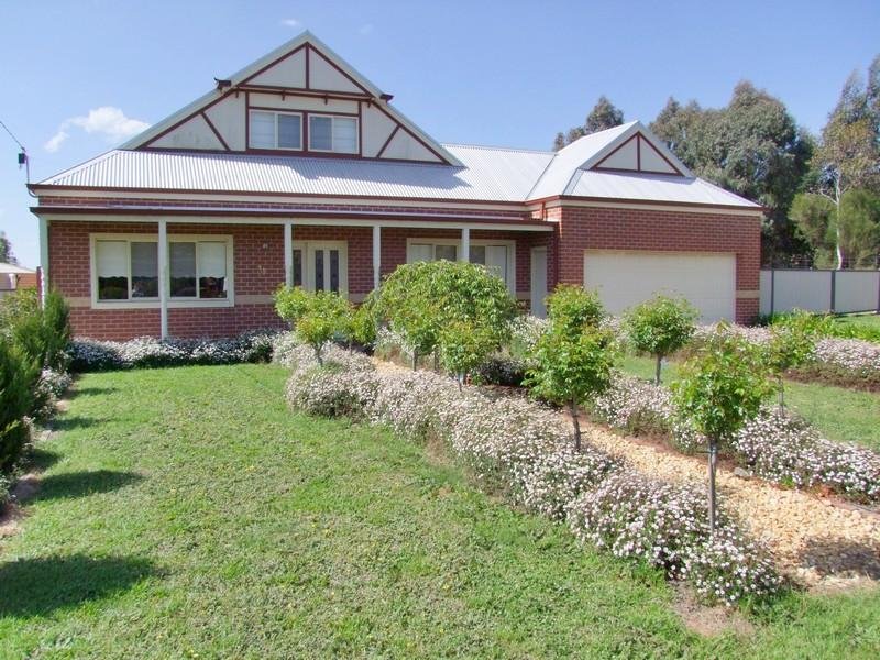 31 Gracefield Drive, Brown Hill, Vic 3350