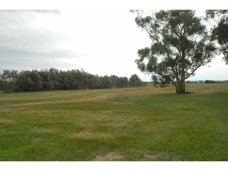 3 Tall Tree Road, Lethbridge, VIC 3332