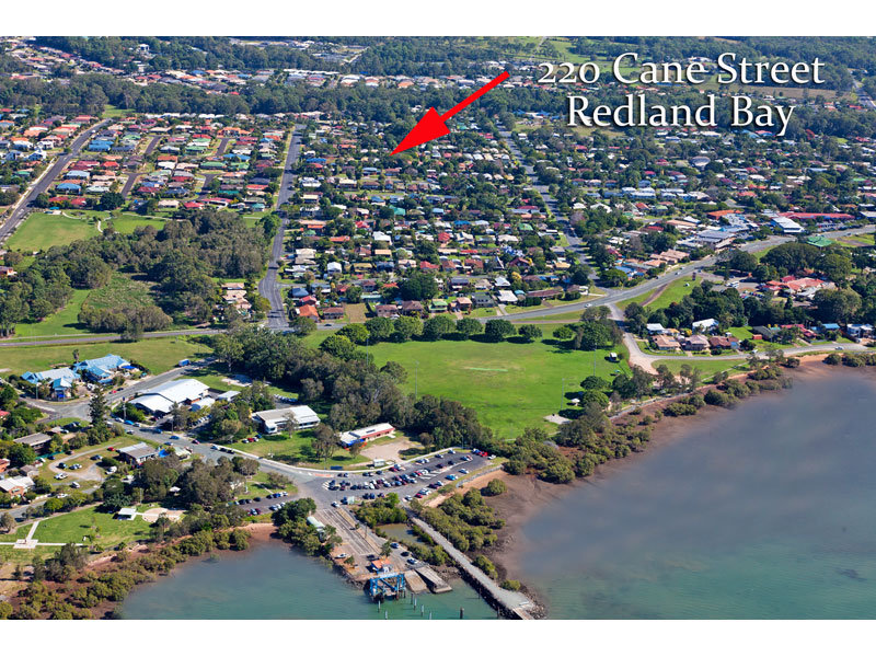 220 Cane Street, Redland Bay, Qld 4165