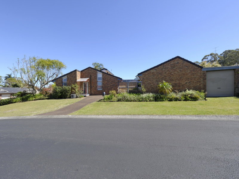 2 The Quarterdeck, Corlette, NSW 2315