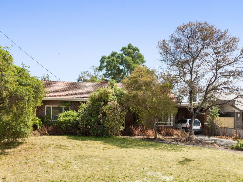 33 Berehaven Avenue, Thornlie, WA 6108 Property Details