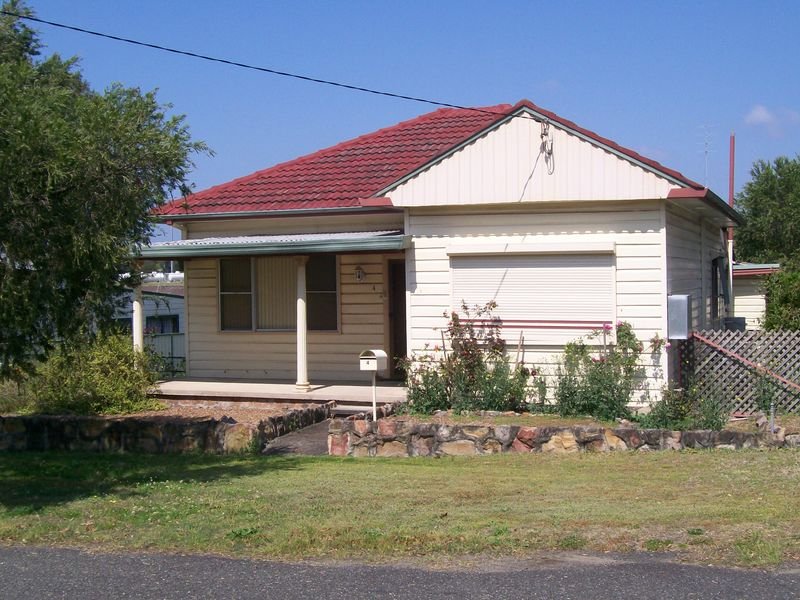 4 Fourth Street, Weston, NSW 2326 Property Details