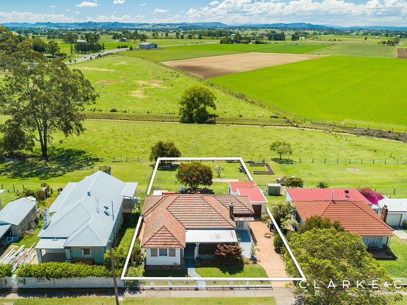 14 Morpeth Road, East Maitland, NSW 2323