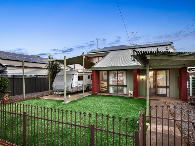 18 Victoria Street, Rippleside, Vic 3215 Property Details