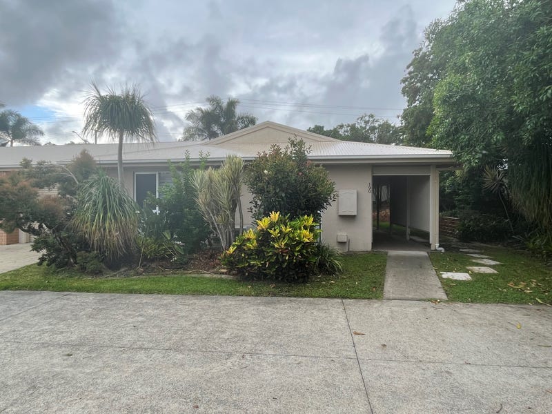 Palm Lake Resort Waterford Retirement Living at 2971 High Road