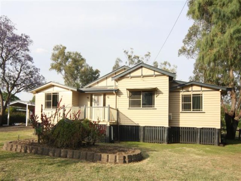 55 Edward Street, Dalby, QLD 4405