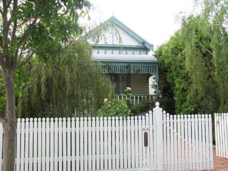 24 Tennyson Street, Malvern East, VIC 3145