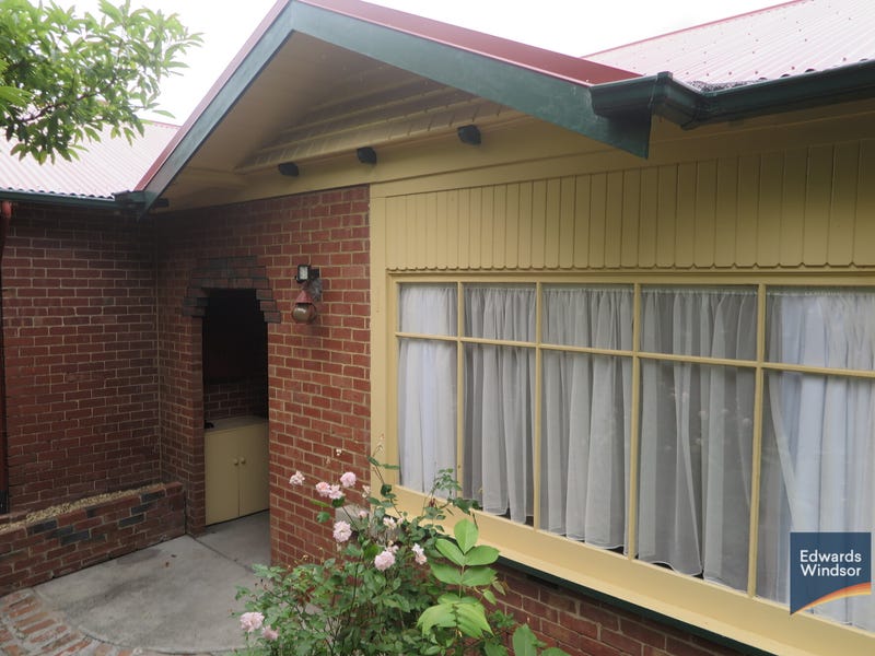 43 Augusta Road, Lenah Valley, TAS 7008