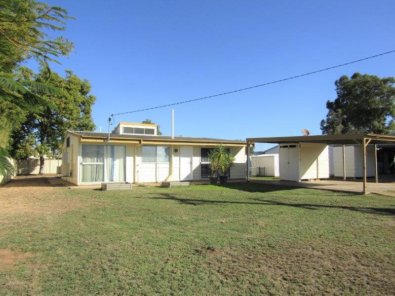 37 Stower Street, Blackwater, Qld 4717 House for Sale