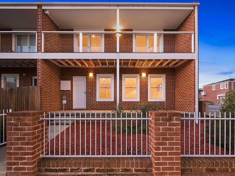 68 Mapleton Avenue, Harrison, ACT 2914