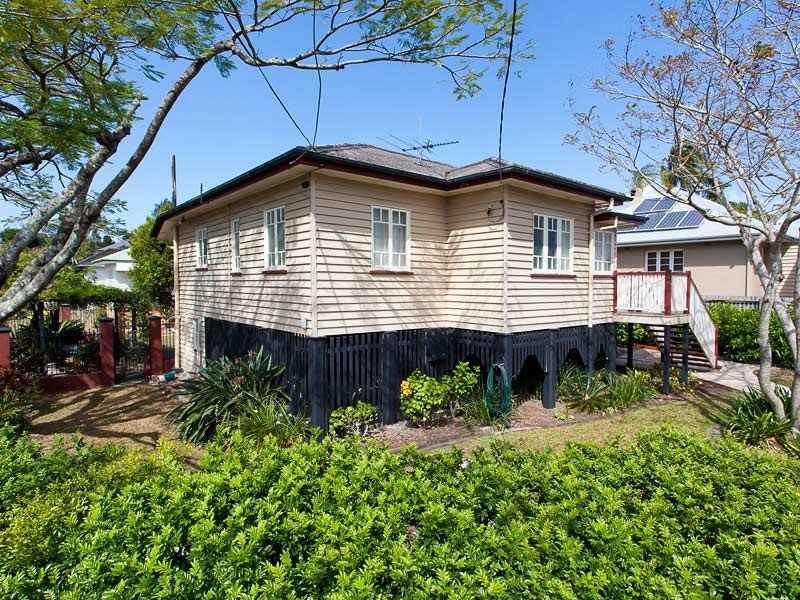 15 Gifford Street, Alderley, Qld 4051 Property Details