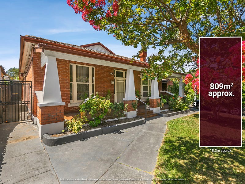 2 Locke Street, Essendon, Vic 3040 Property Details