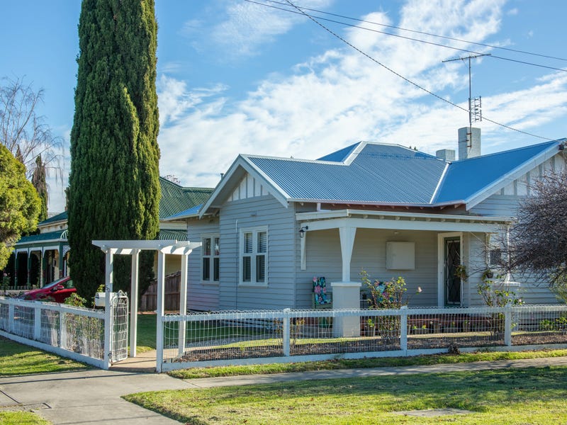 50 Francis St, Bairnsdale, Vic 3875 House for Sale