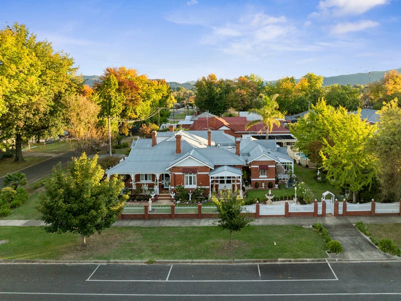 1820 Smith Street, Myrtleford, Vic 3737 House for Sale realestate