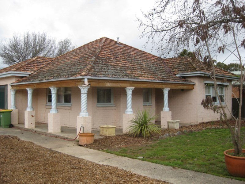 83 Bridge Street West, Benalla, Vic 3672 Property Details