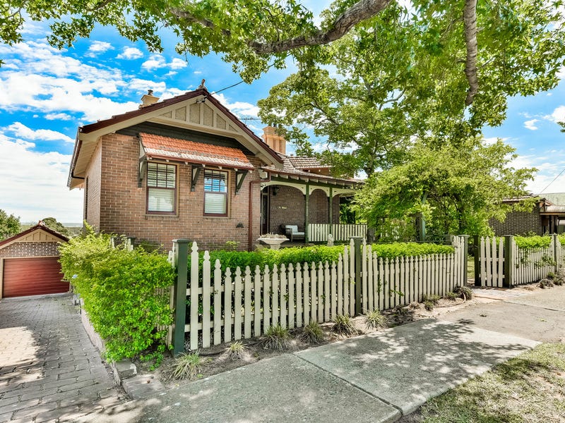 9 Menangle Road, Camden, NSW 2570