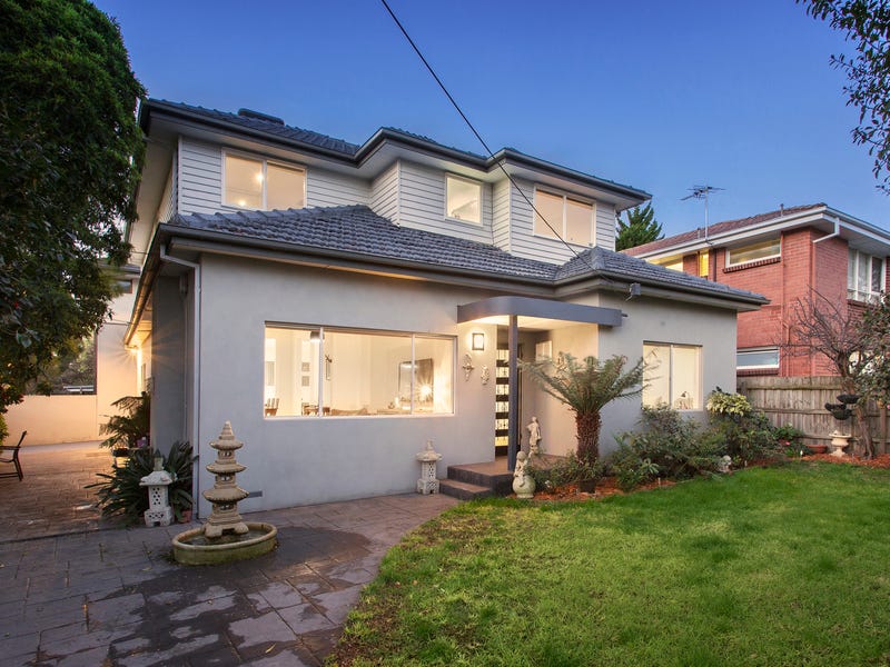 11 Munro Avenue, Carnegie, Vic 3163 Property Details