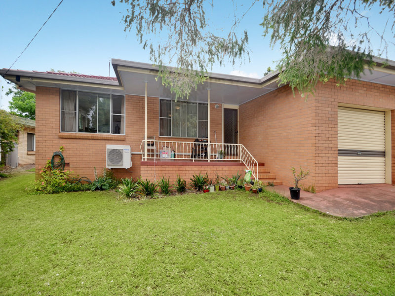 161 Ramsay Street, Centenary Heights, QLD 4350