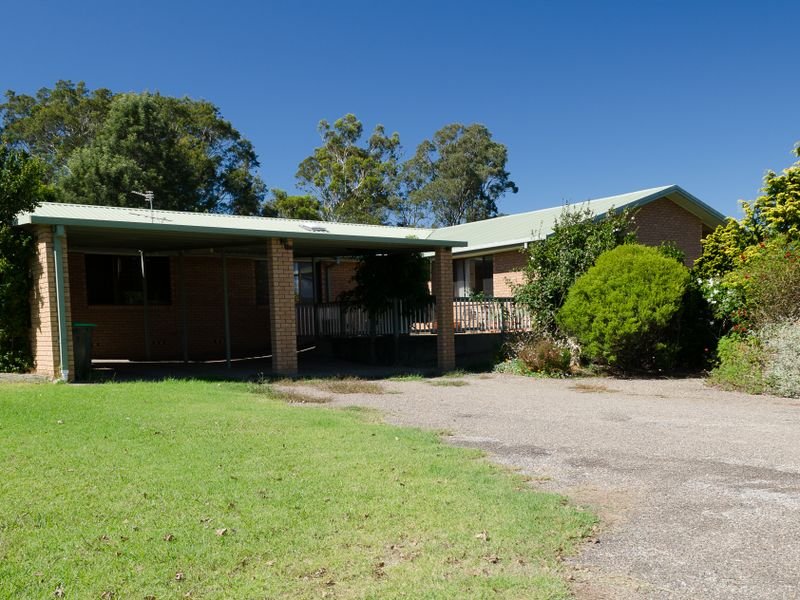 90 Yarragee Road, Moruya, NSW 2537