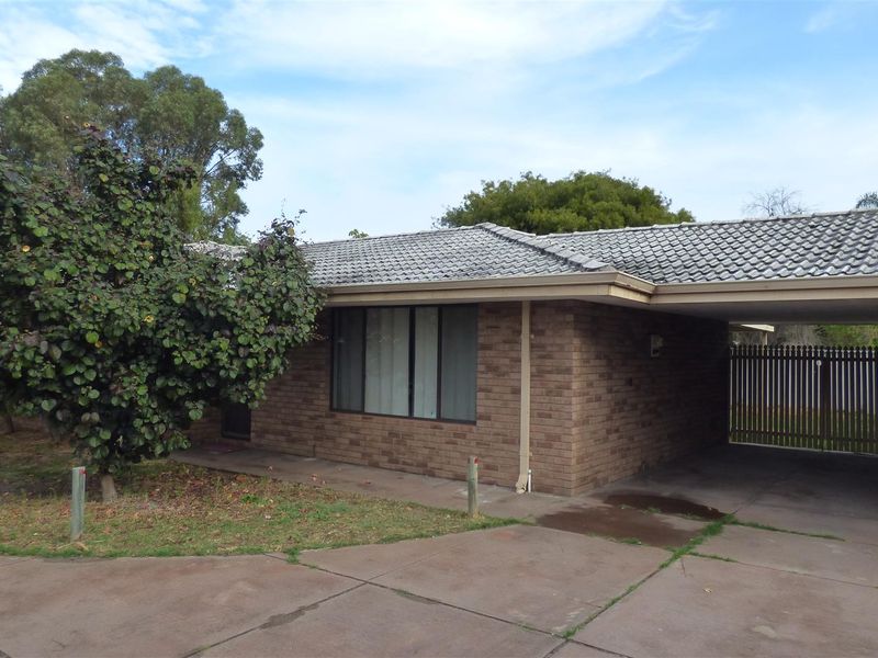 6A Denham Way, Thornlie, WA 6108