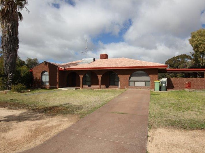 5 Hill Street, Merredin, WA 6415 House for Sale