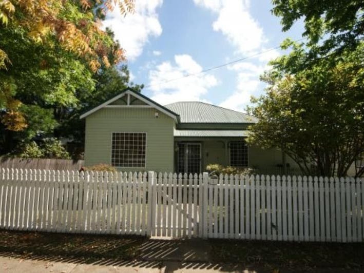 191 Mann Street, Armidale, NSW 2350