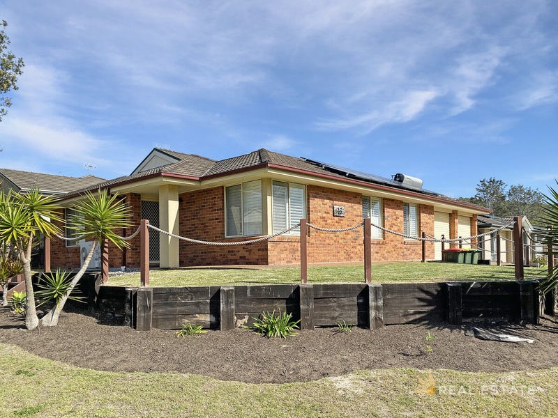16 Castaway Close, Boat Harbour, NSW 2316