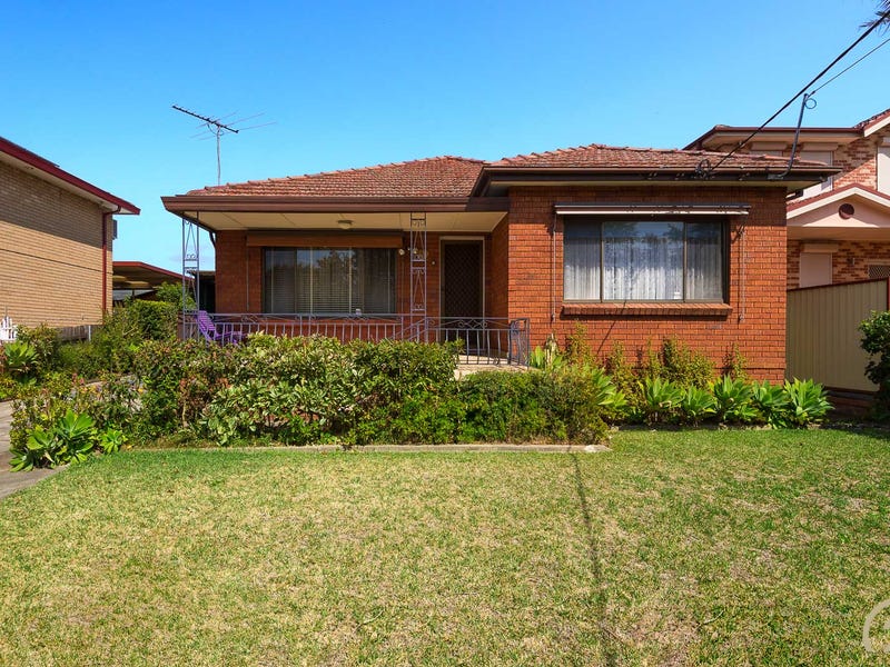 5 The Avenue Canley Vale Nsw 2166 Realestate Com Au