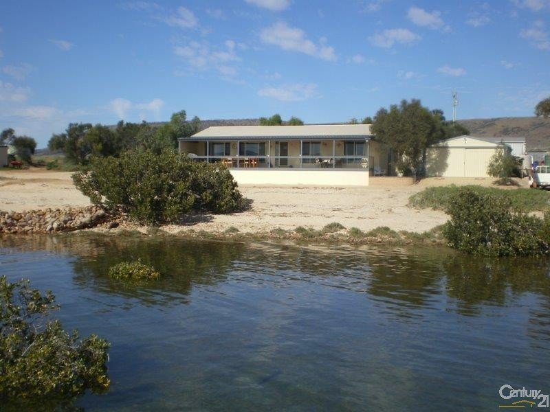 2 Stevens Court, Commissariat Point, SA 5700