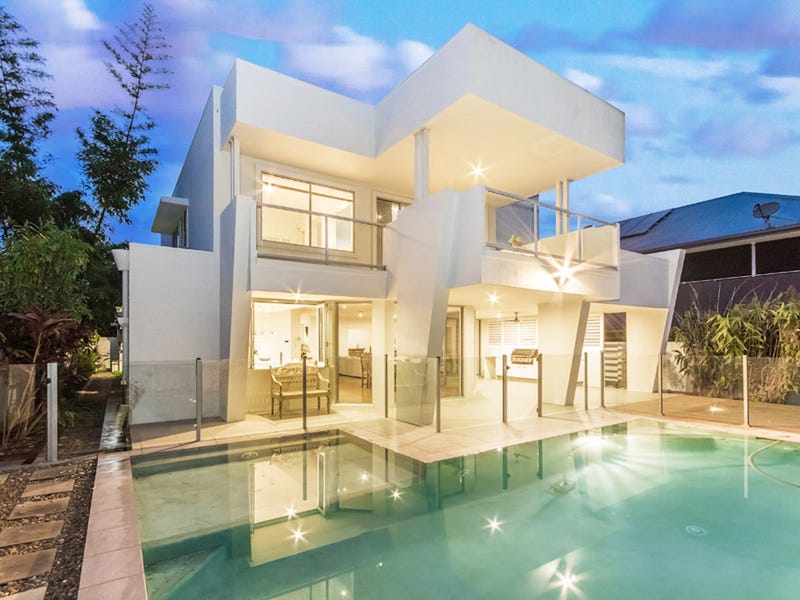 842 Legend Trail, Robina, Qld 4226 Property Details