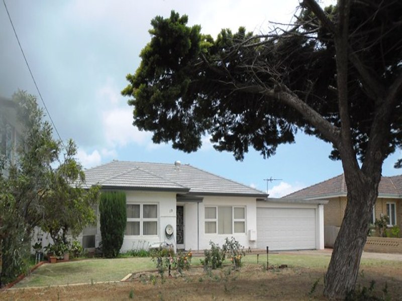 19 Ainsworth Street, Geraldton, WA 6530