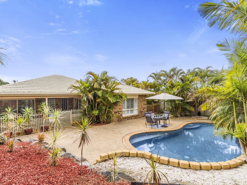 27 Cootharaba Drive, Helensvale, Qld 4212