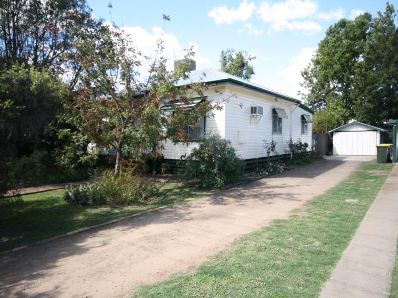 4 Doody Street, Narrabri, NSW 2390 Property Details