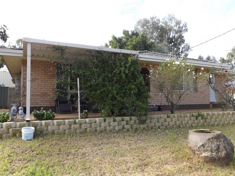 1 Brian Street, Mount Nasura, WA 6112