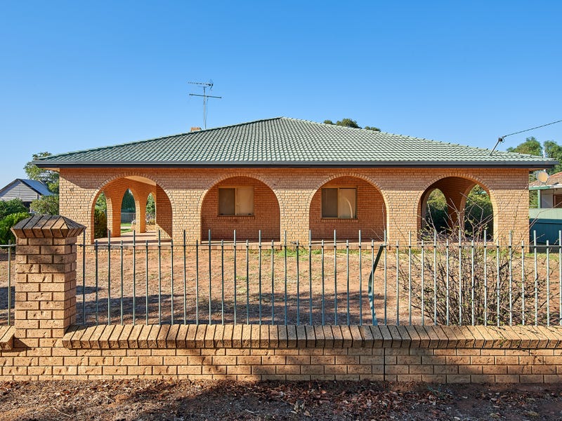 21 Waterview Street, Ganmain, NSW 2702 Property Details