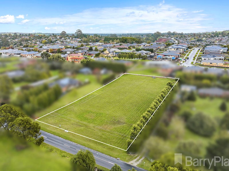 Real Estate & Property for Sale in Drouin, VIC 3818 Pg. 9