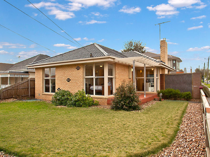 122 Victory Road, Airport West, VIC 3042 122 Victory Road, Airport West, VIC 3042